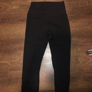 Lulu lemon align crop size 4
